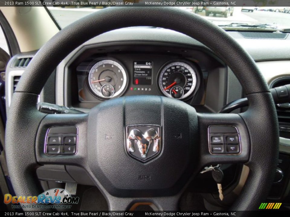 2013 Ram 1500 SLT Crew Cab 4x4 Steering Wheel Photo #15