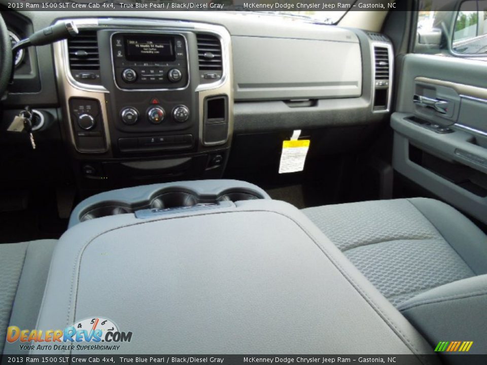 Dashboard of 2013 Ram 1500 SLT Crew Cab 4x4 Photo #19