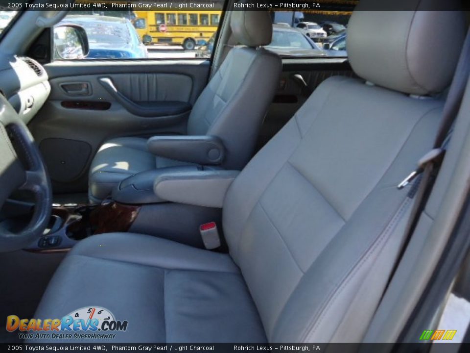 2005 Toyota Sequoia Limited 4WD Phantom Gray Pearl / Light Charcoal Photo #4