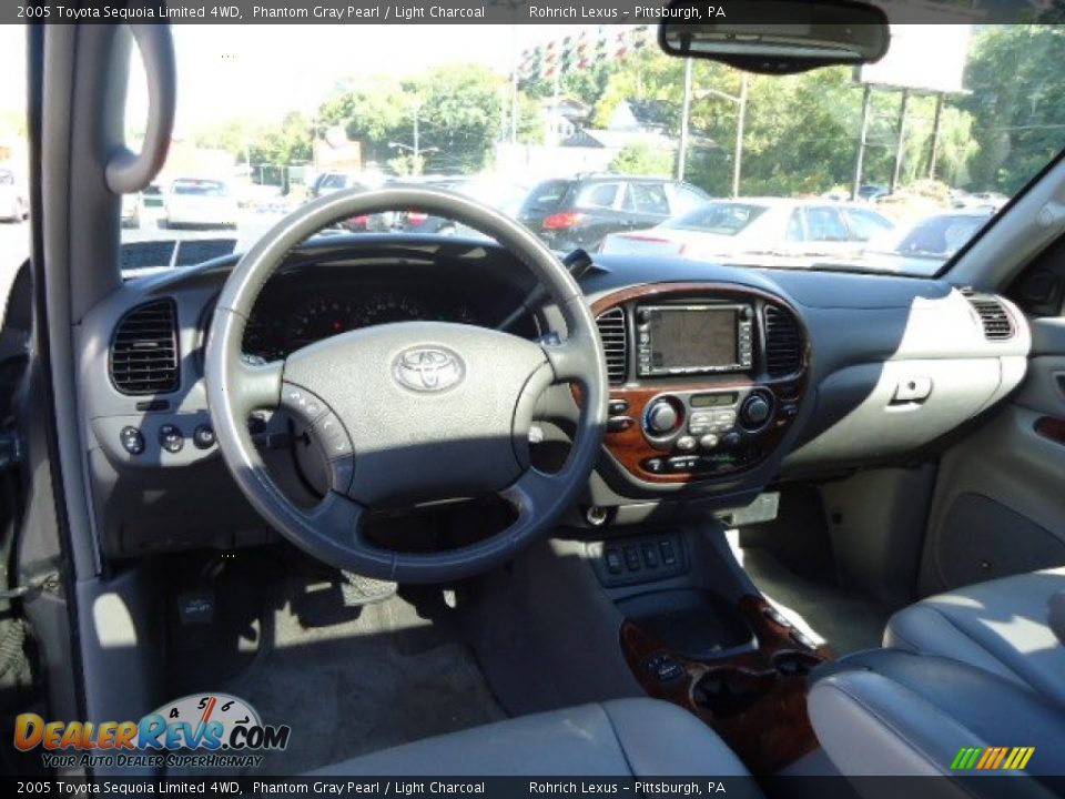 2005 Toyota Sequoia Limited 4WD Phantom Gray Pearl / Light Charcoal Photo #6