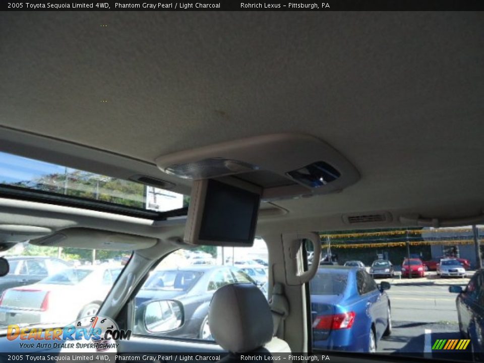 2005 Toyota Sequoia Limited 4WD Phantom Gray Pearl / Light Charcoal Photo #13