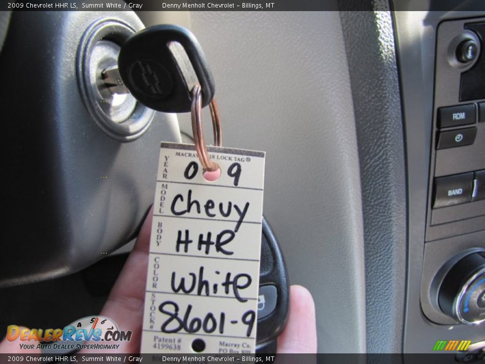 2009 Chevrolet HHR LS Summit White / Gray Photo #23