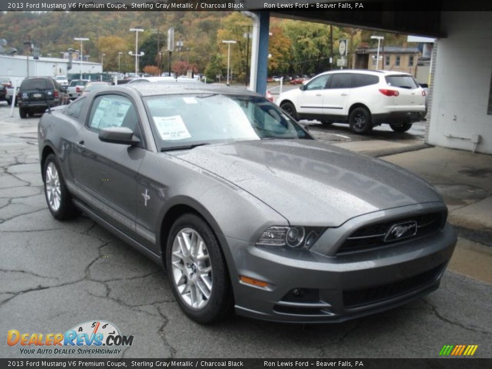 2013 Ford Mustang V6 Premium Coupe Sterling Gray Metallic / Charcoal Black Photo #2