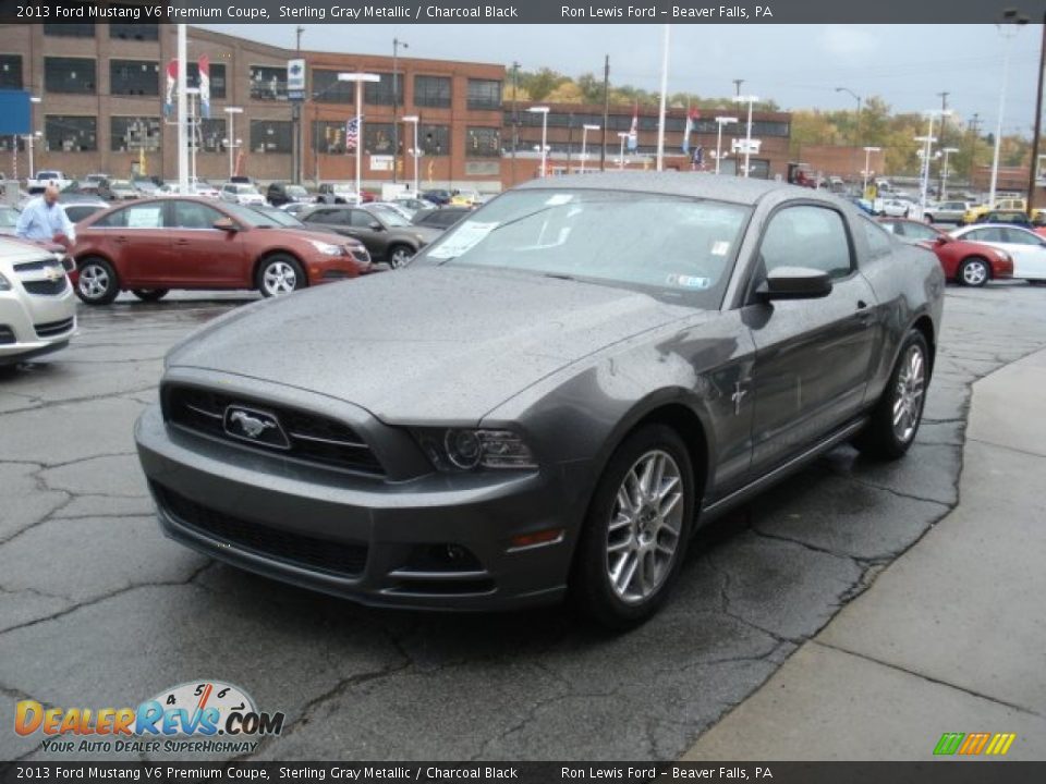 2013 Ford Mustang V6 Premium Coupe Sterling Gray Metallic / Charcoal Black Photo #4