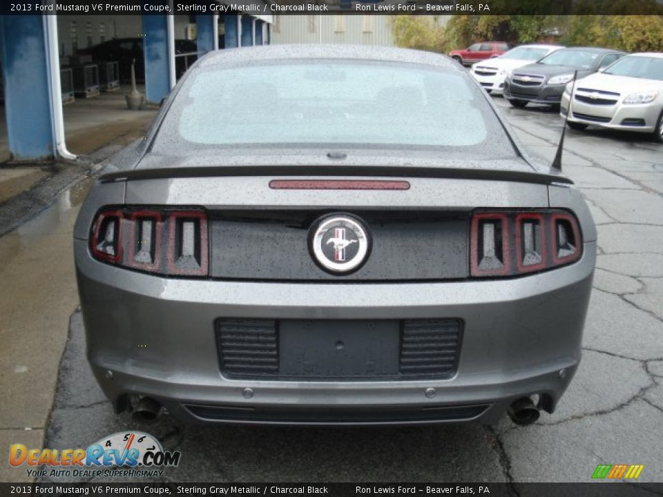 2013 Ford Mustang V6 Premium Coupe Sterling Gray Metallic / Charcoal Black Photo #7