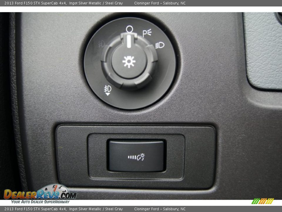2013 Ford F150 STX SuperCab 4x4 Ingot Silver Metallic / Steel Gray Photo #27