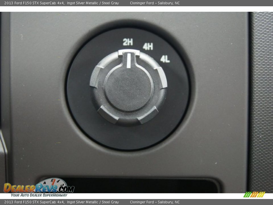 2013 Ford F150 STX SuperCab 4x4 Ingot Silver Metallic / Steel Gray Photo #32