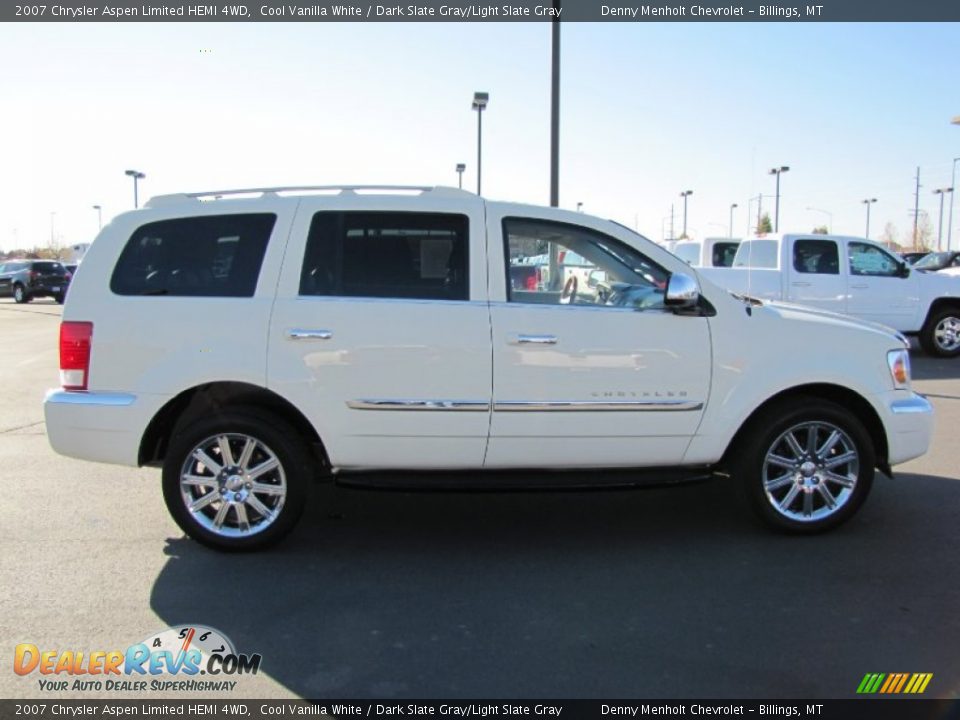 2007 Chrysler Aspen Limited HEMI 4WD Cool Vanilla White / Dark Slate Gray/Light Slate Gray Photo #6