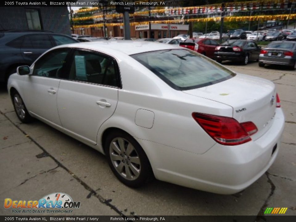 2005 Toyota Avalon XL Blizzard White Pearl / Ivory Photo #2