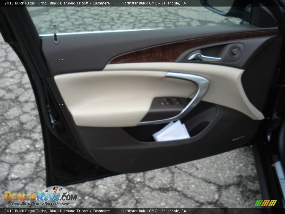 2013 Buick Regal Turbo Black Diamond Tricoat / Cashmere Photo #12
