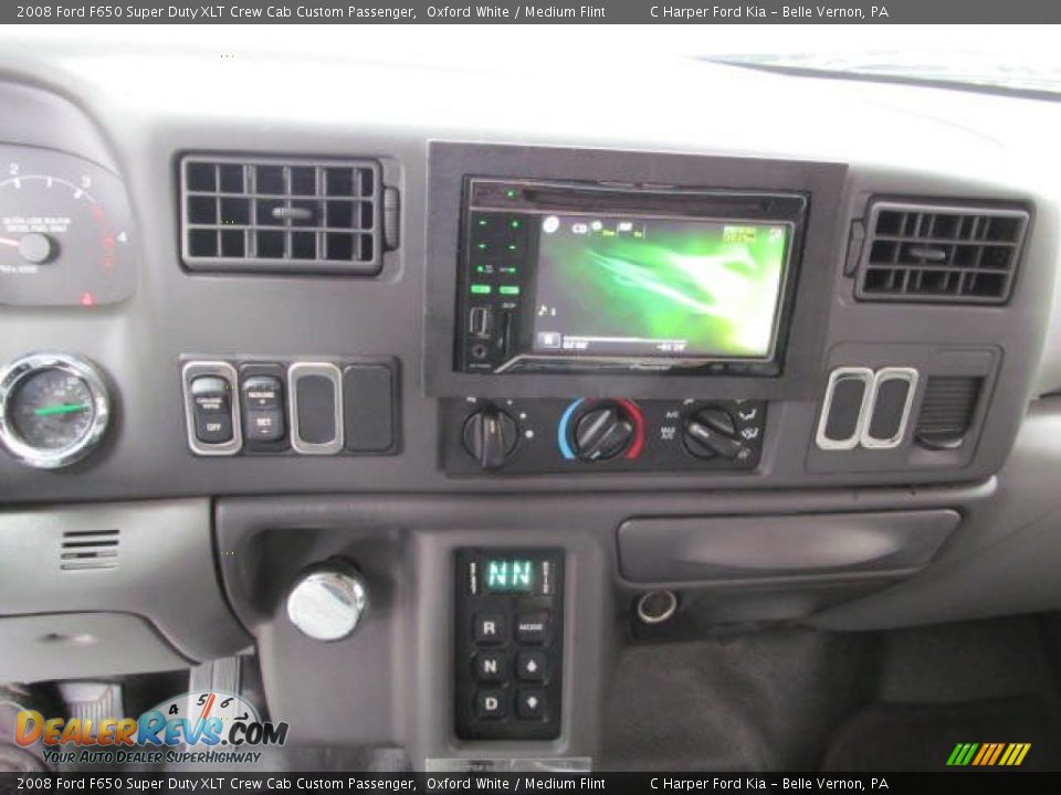 Controls of 2008 Ford F650 Super Duty XLT Crew Cab Custom Passenger Photo #20