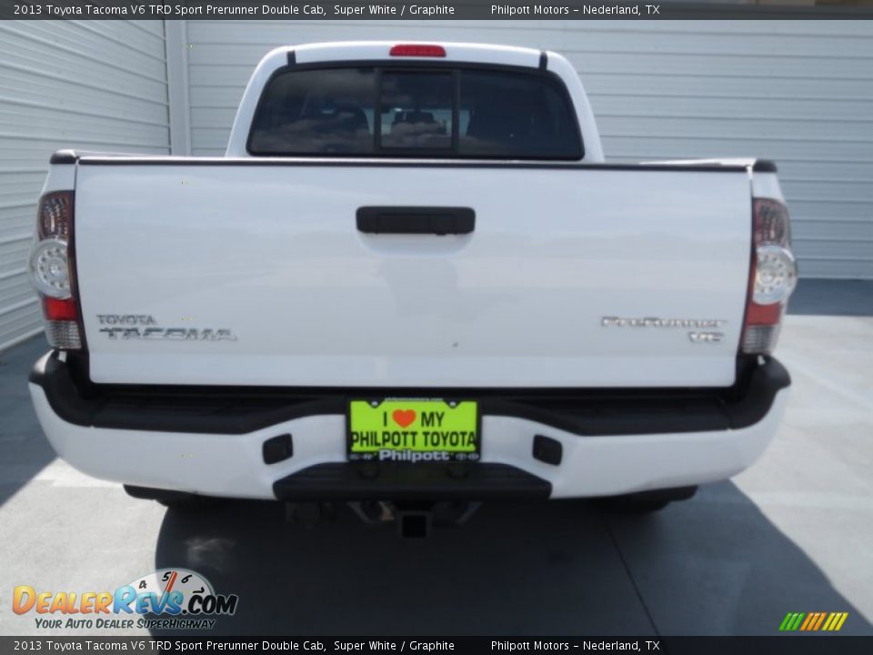 2013 Toyota Tacoma V6 TRD Sport Prerunner Double Cab Super White / Graphite Photo #4