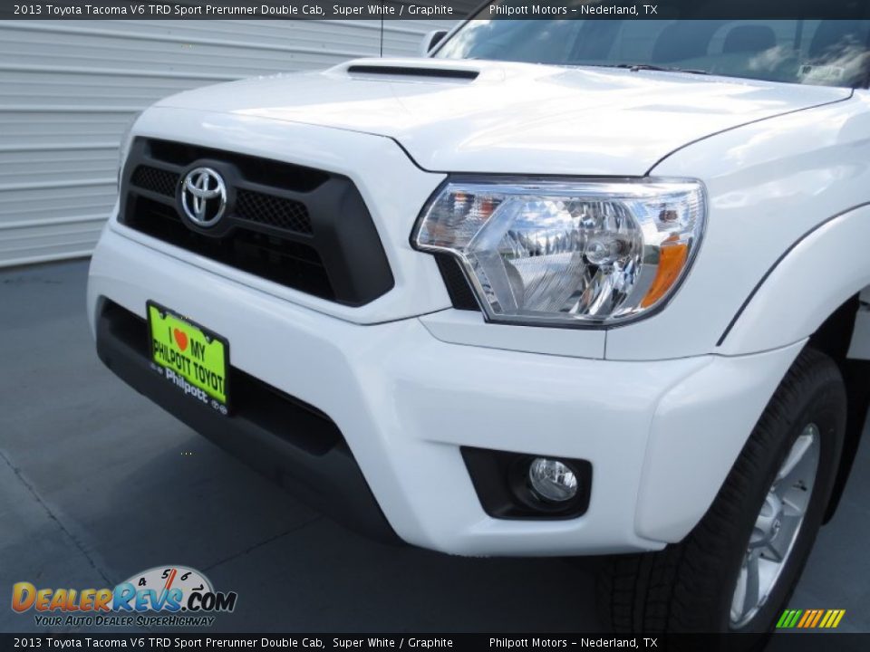 2013 Toyota Tacoma V6 TRD Sport Prerunner Double Cab Super White / Graphite Photo #9
