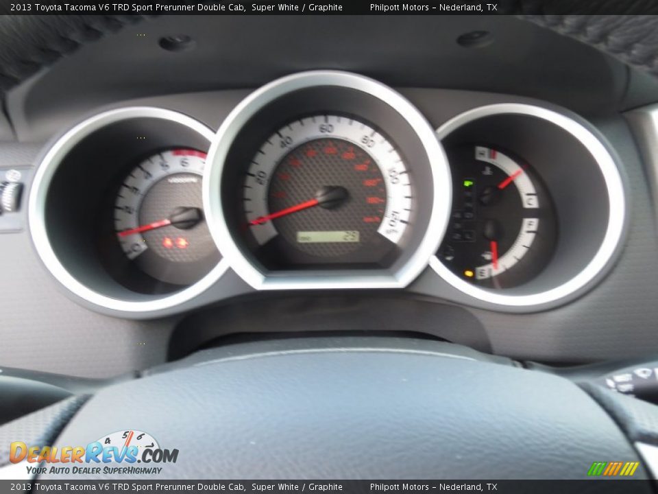 2013 Toyota Tacoma V6 TRD Sport Prerunner Double Cab Super White / Graphite Photo #30