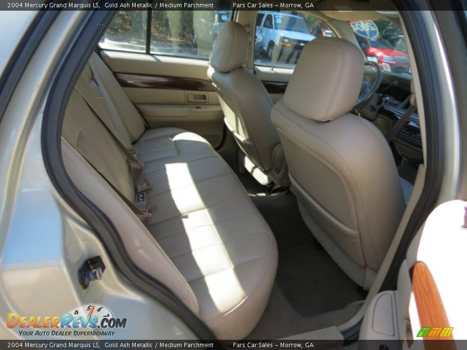 2004 Mercury Grand Marquis LS Gold Ash Metallic / Medium Parchment Photo #9