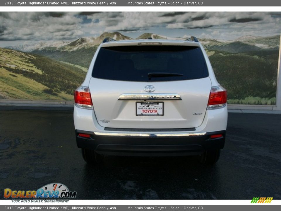 2013 Toyota Highlander Limited 4WD Blizzard White Pearl / Ash Photo #4