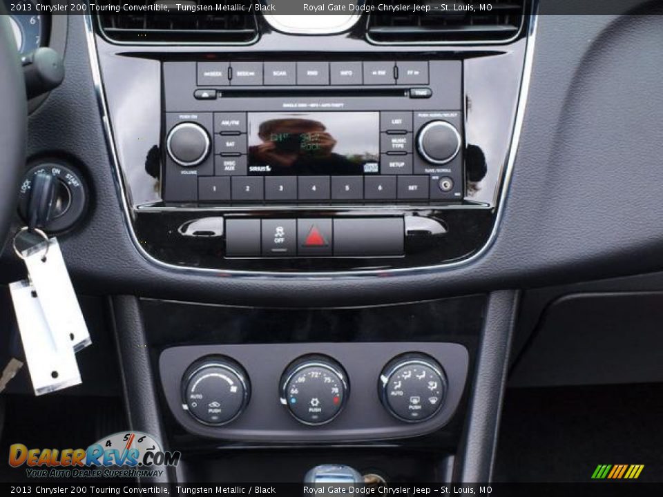 Controls of 2013 Chrysler 200 Touring Convertible Photo #6