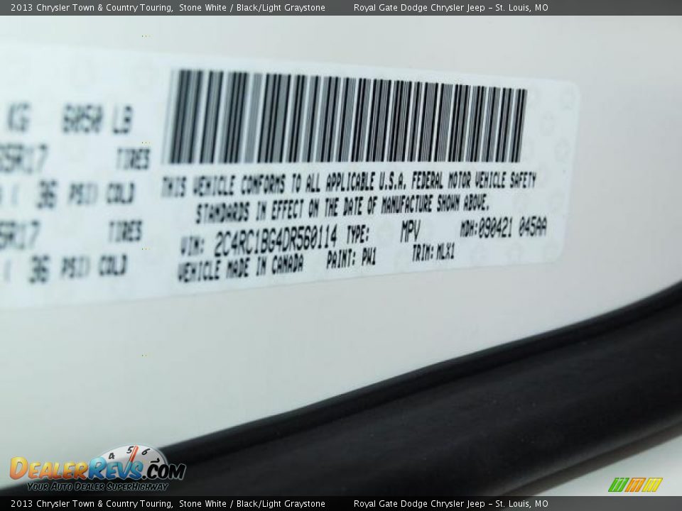2013 Chrysler Town & Country Touring Stone White / Black/Light Graystone Photo #9