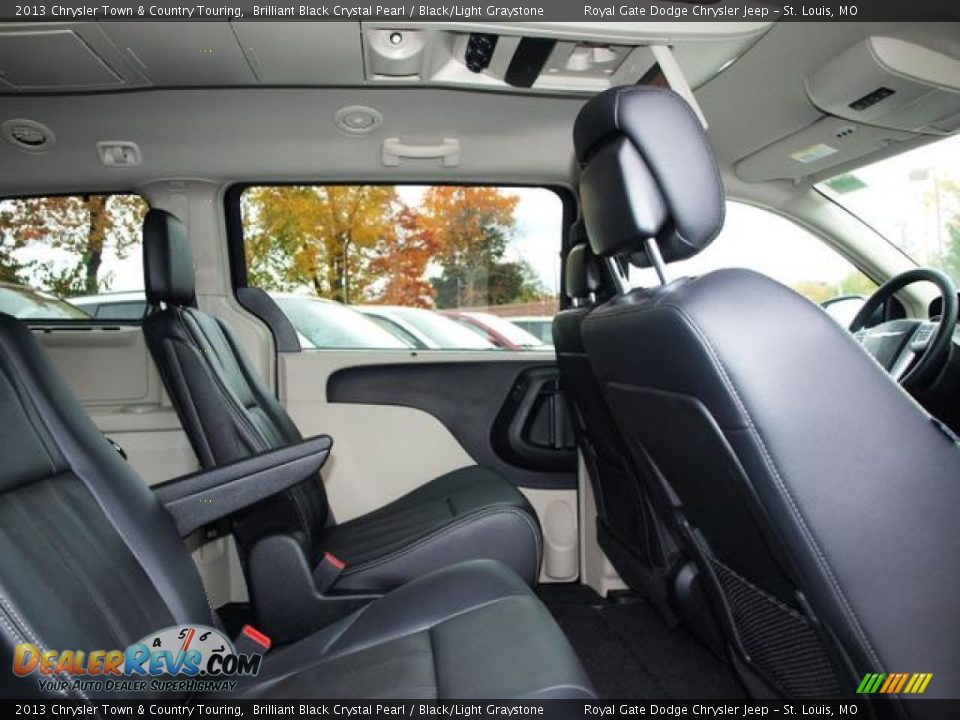 2013 Chrysler Town & Country Touring Brilliant Black Crystal Pearl / Black/Light Graystone Photo #4