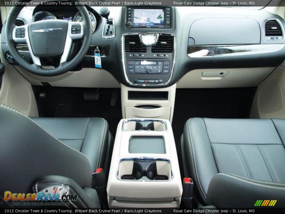 2013 Chrysler Town & Country Touring Brilliant Black Crystal Pearl / Black/Light Graystone Photo #6