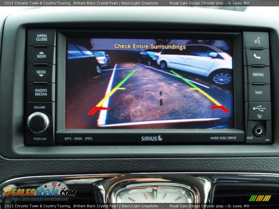 2013 Chrysler Town & Country Touring Brilliant Black Crystal Pearl / Black/Light Graystone Photo #10