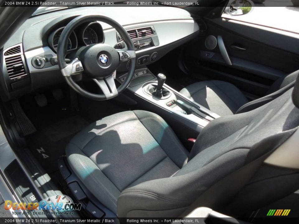 2004 BMW Z4 2.5i Roadster Titanium Silver Metallic / Black Photo #5