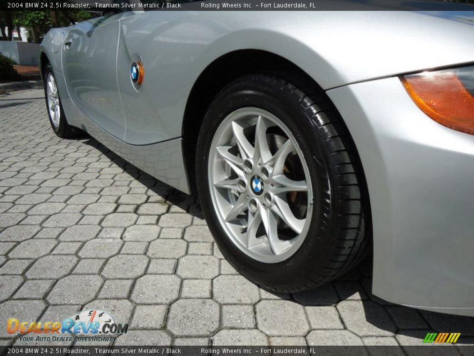 2004 BMW Z4 2.5i Roadster Wheel Photo #34