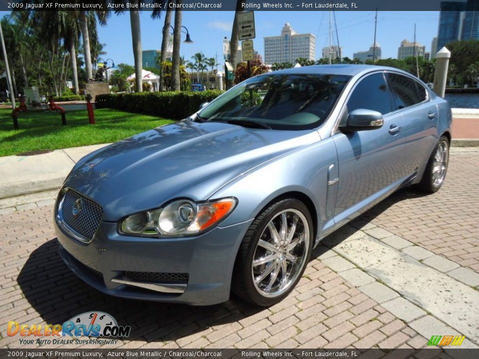 Front 3/4 View of 2009 Jaguar XF Premium Luxury Photo #1