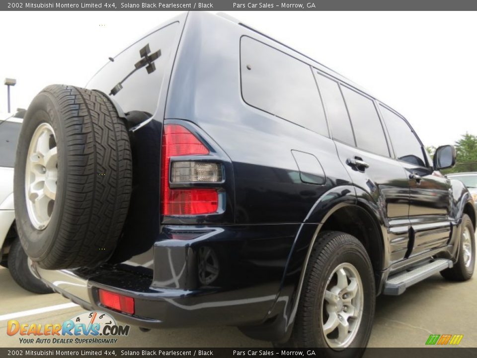 2002 Mitsubishi Montero Limited 4x4 Solano Black Pearlescent / Black Photo #3