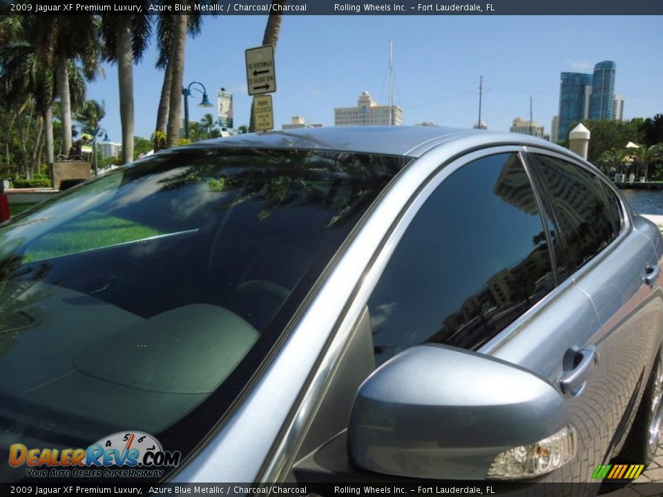 2009 Jaguar XF Premium Luxury Azure Blue Metallic / Charcoal/Charcoal Photo #24