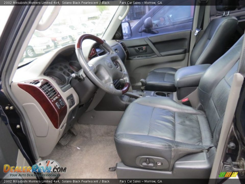 2002 Mitsubishi Montero Limited 4x4 Solano Black Pearlescent / Black Photo #6