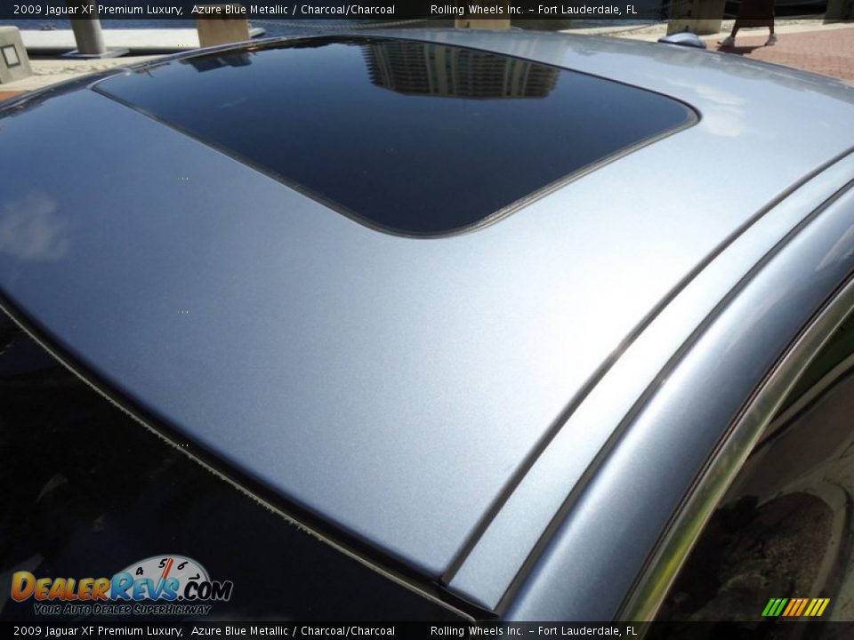2009 Jaguar XF Premium Luxury Azure Blue Metallic / Charcoal/Charcoal Photo #27