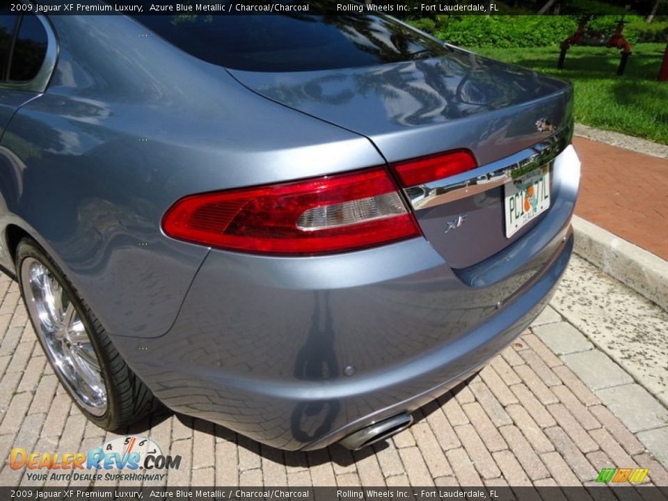 2009 Jaguar XF Premium Luxury Azure Blue Metallic / Charcoal/Charcoal Photo #29
