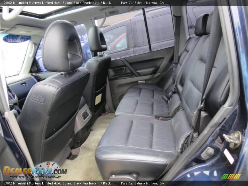 2002 Mitsubishi Montero Limited 4x4 Solano Black Pearlescent / Black Photo #9