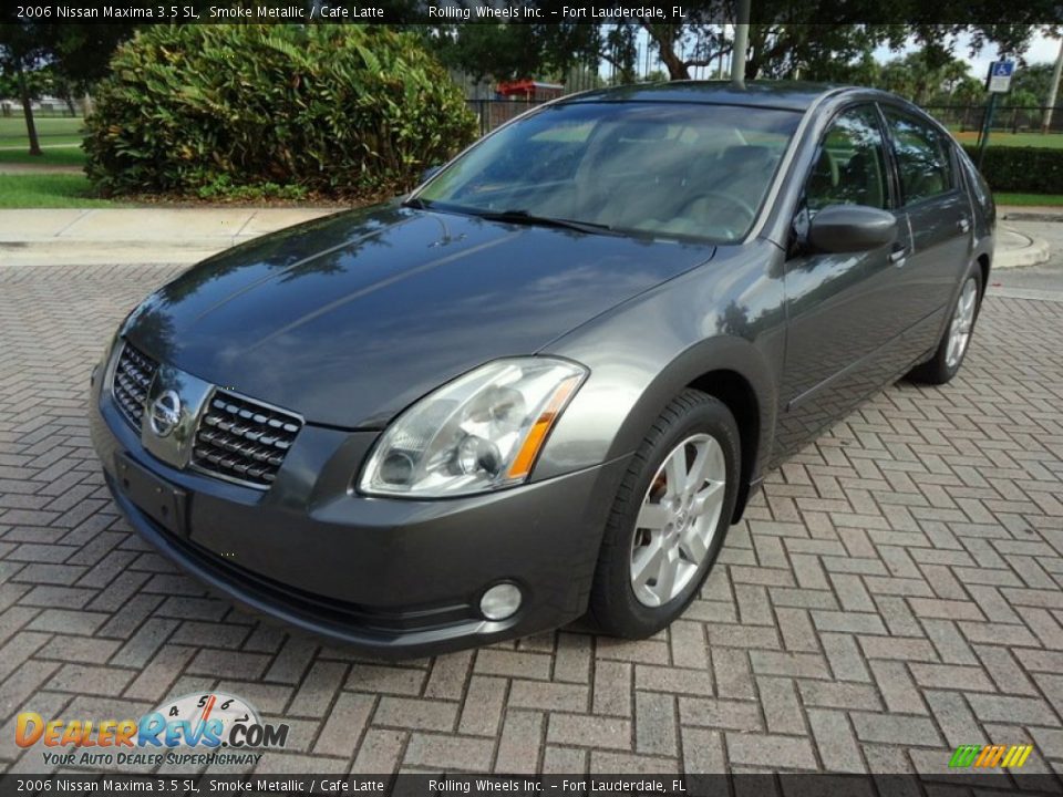 Front 3/4 View of 2006 Nissan Maxima 3.5 SL Photo #1