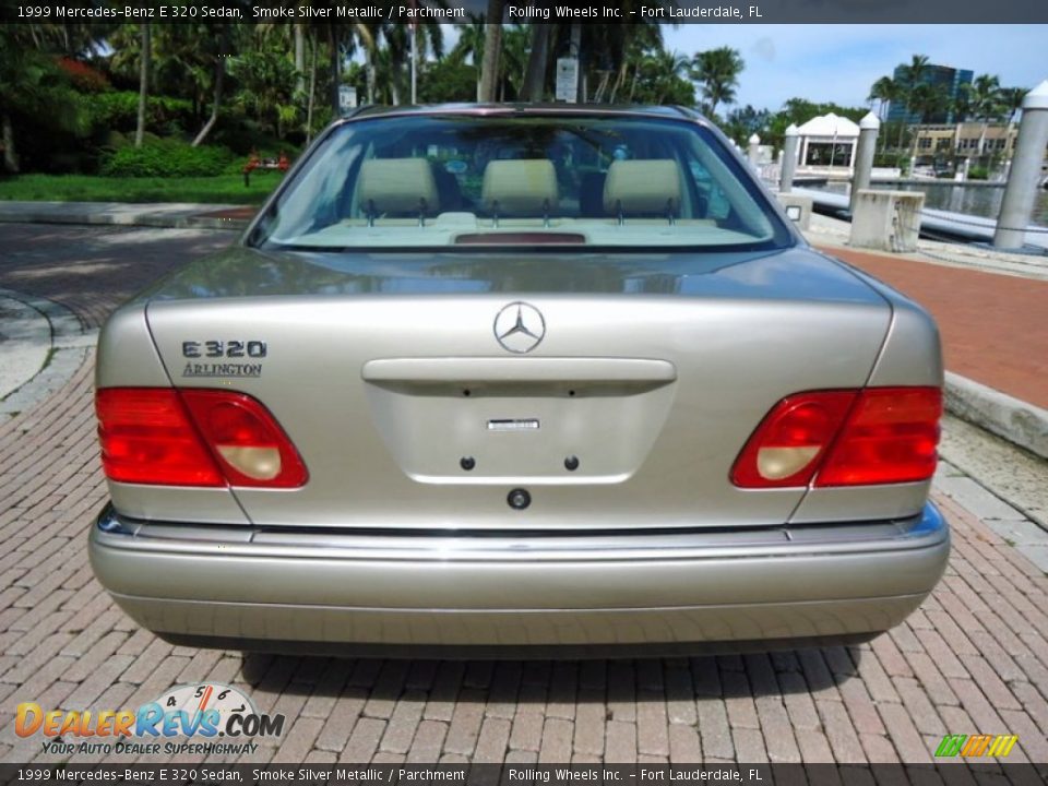 1999 Mercedes-Benz E 320 Sedan Smoke Silver Metallic / Parchment Photo #5