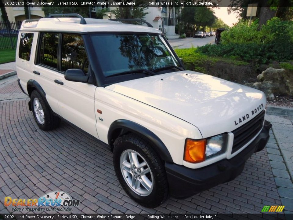 Front 3/4 View of 2002 Land Rover Discovery II Series II SD Photo #1