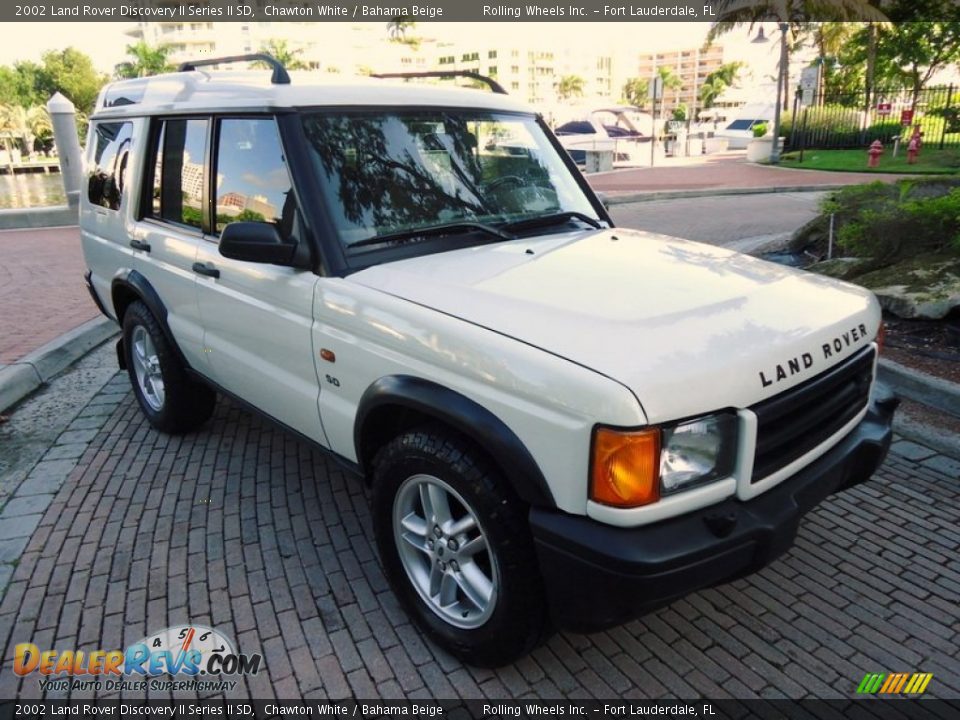 Front 3/4 View of 2002 Land Rover Discovery II Series II SD Photo #6