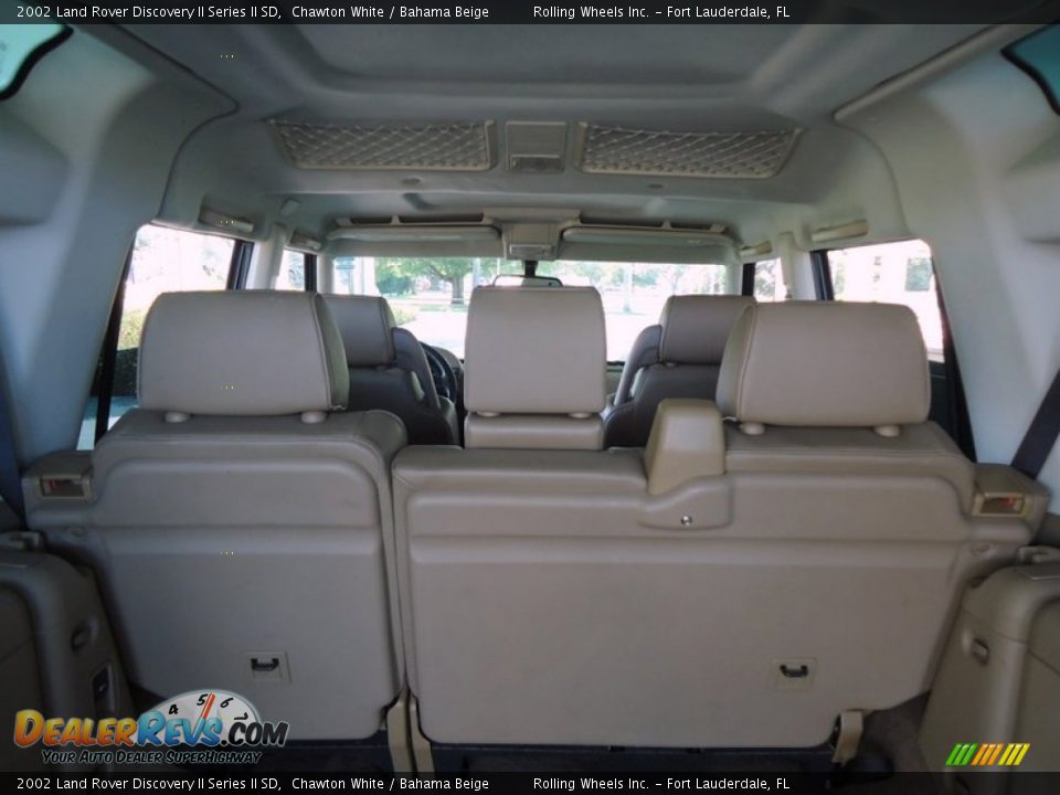 2002 Land Rover Discovery II Series II SD Chawton White / Bahama Beige Photo #10