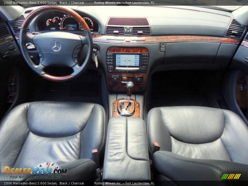Dashboard of 2006 Mercedes-Benz S 600 Sedan Photo #5