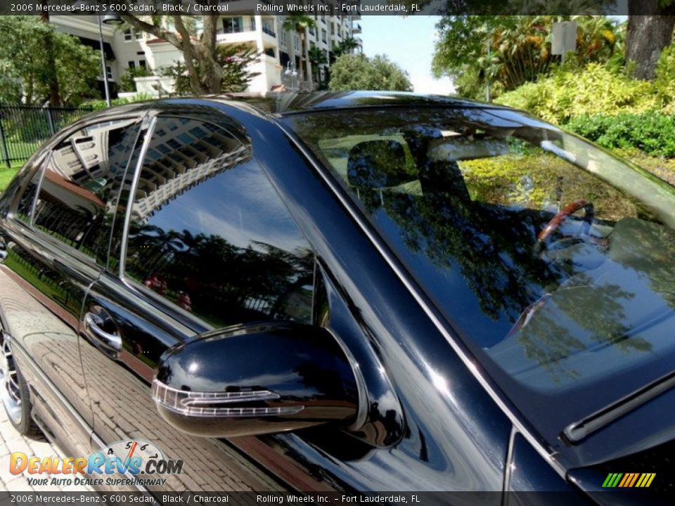 2006 Mercedes-Benz S 600 Sedan Black / Charcoal Photo #21
