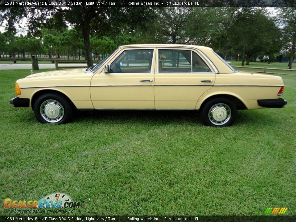 1981 Mercedes-Benz E Class 300 D Sedan Light Ivory / Tan Photo #7