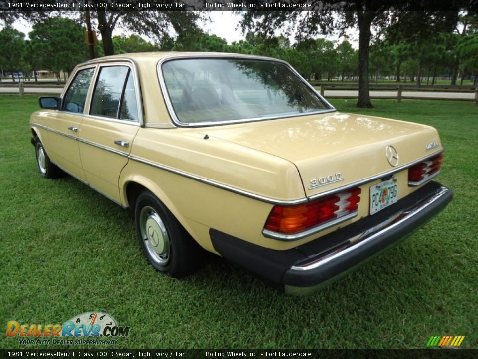 1981 Mercedes-Benz E Class 300 D Sedan Light Ivory / Tan Photo #8