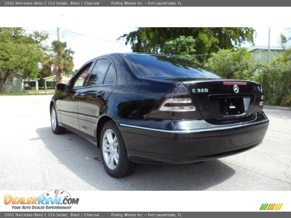 2002 Mercedes-Benz C 320 Sedan Black / Charcoal Photo #2