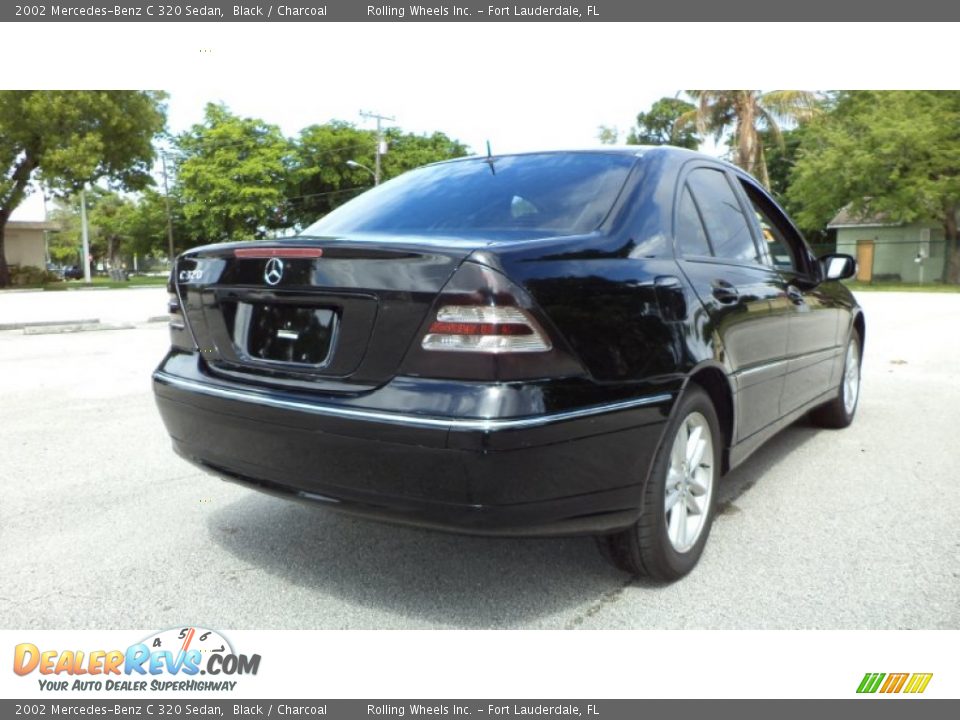 2002 Mercedes-Benz C 320 Sedan Black / Charcoal Photo #3