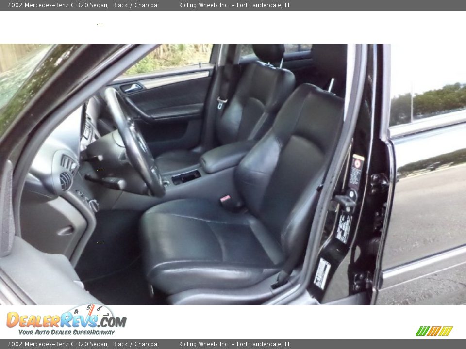 2002 Mercedes-Benz C 320 Sedan Black / Charcoal Photo #5