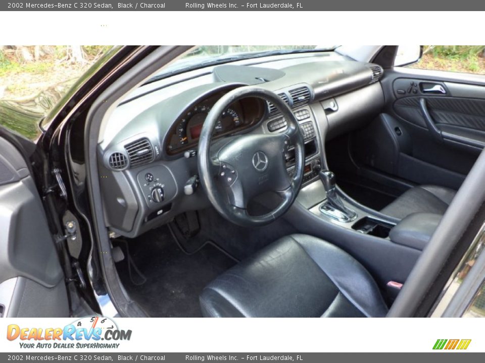 2002 Mercedes-Benz C 320 Sedan Black / Charcoal Photo #7