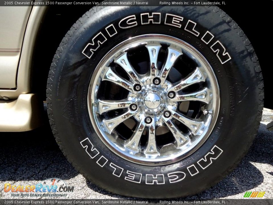Custom Wheels of 2005 Chevrolet Express 1500 Passenger Conversion Van Photo #31