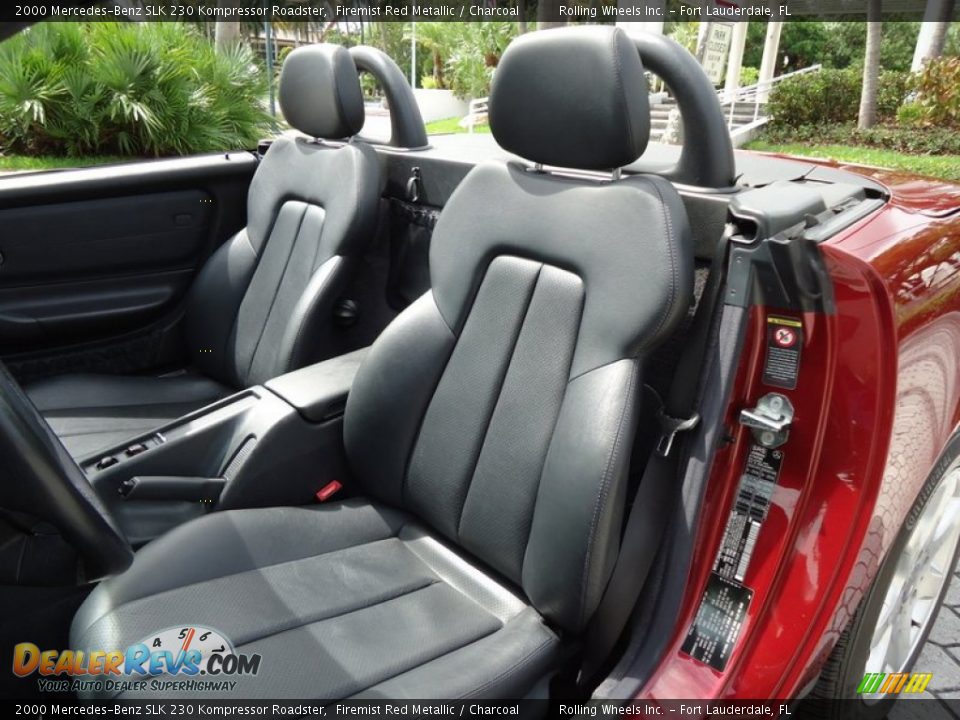 Front Seat of 2000 Mercedes-Benz SLK 230 Kompressor Roadster Photo #10