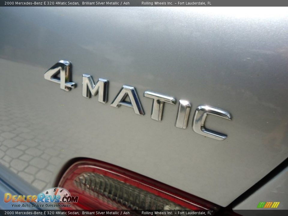 2000 Mercedes-Benz E 320 4Matic Sedan Logo Photo #4